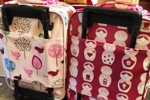 Mummy and The Girls Off On Holiday